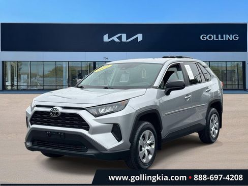 Used 2022 Toyota RAV4 LE AWD/4WD image 5