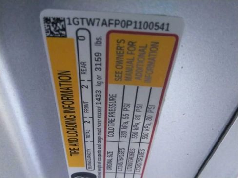 Used 2023 GMC Savana 2500 w/ Driver Convenience Package RWD image 5