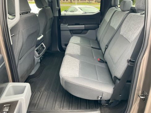 Certified 2022 Ford F150 XLT w/ Equipment Group 302A High image 15