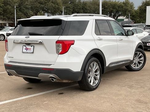 Used 2023 Ford Explorer Limited image 5