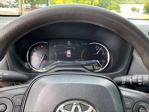 Used 2025 Toyota RAV4 XLE FWD image 49