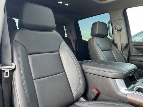 Used 2023 GMC Sierra 1500 SLT image 17