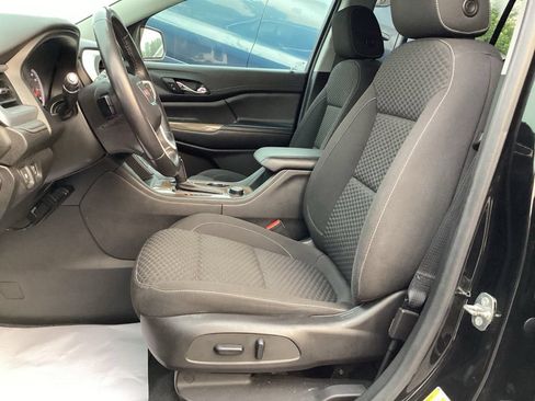 Used 2019 GMC Acadia SLE FWD image 13
