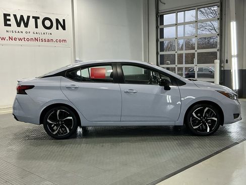 Used 2023 Nissan Versa SR w/ Trunk Package image 36