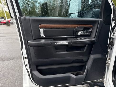 Used 2016 RAM 5500 Laramie AWD/4WD image 19