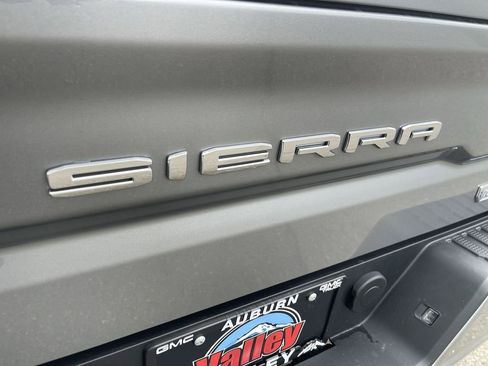 New 2026 GMC Sierra 1500 Elevation AWD/4WD image 31