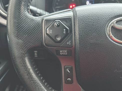 Used 2021 Toyota Tacoma TRD Off-Road RWD image 16