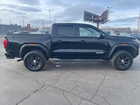 Used 2024 GMC Canyon Elevation w/ Elevation Premium Package image 11