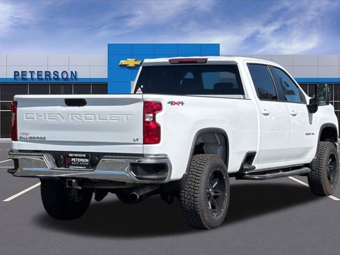 Used 2024 Chevrolet Silverado 3500 LT AWD/4WD image 4