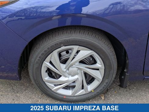 Certified 2025 Subaru Impreza 2.0i AWD/4WD image 7