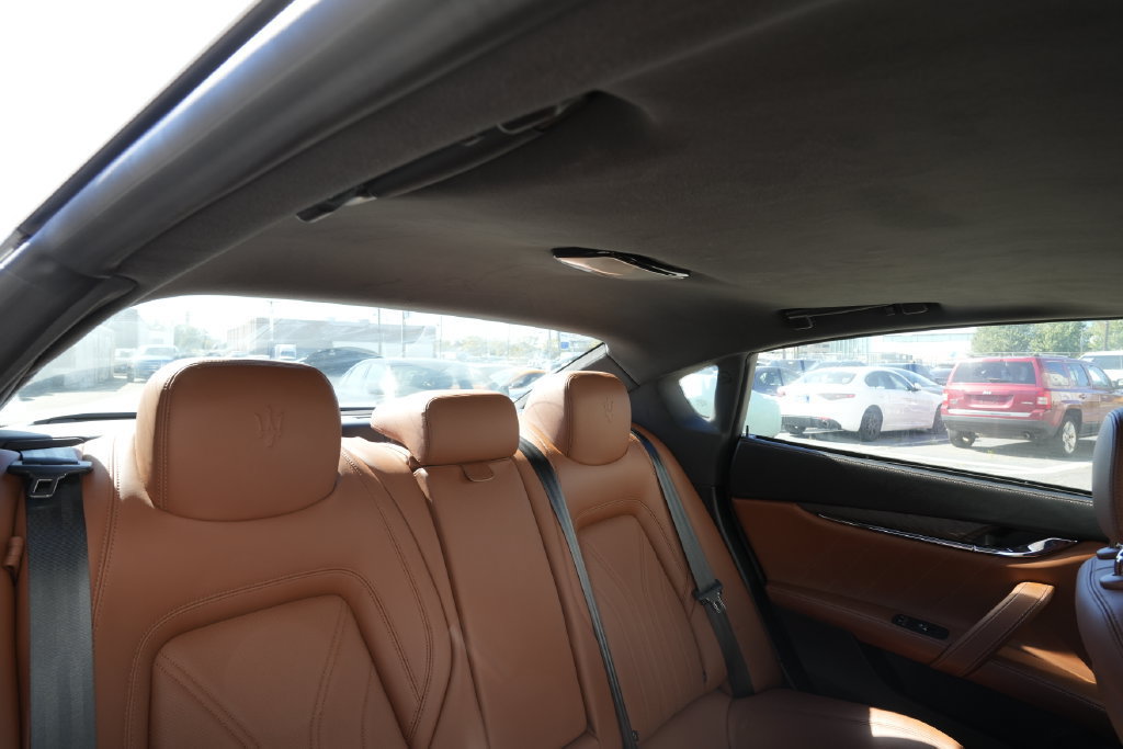 Used 2021 Maserati Quattroporte S Q4 AWD/4WD image 29