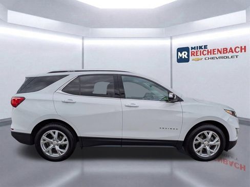 Used 2020 Chevrolet Equinox Premier image 3