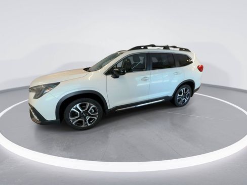 Used 2024 Subaru Ascent Limited AWD/4WD image 3