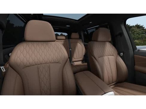 New 2026 BMW X7 M60i AWD/4WD image 11