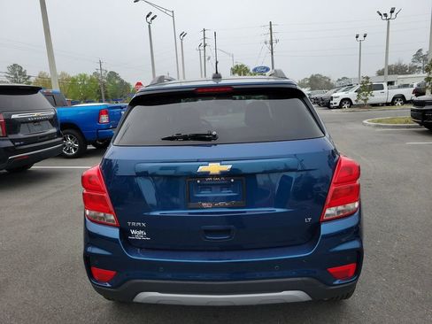 Used 2019 Chevrolet Trax LT w/ Driver Confidence Package image 9