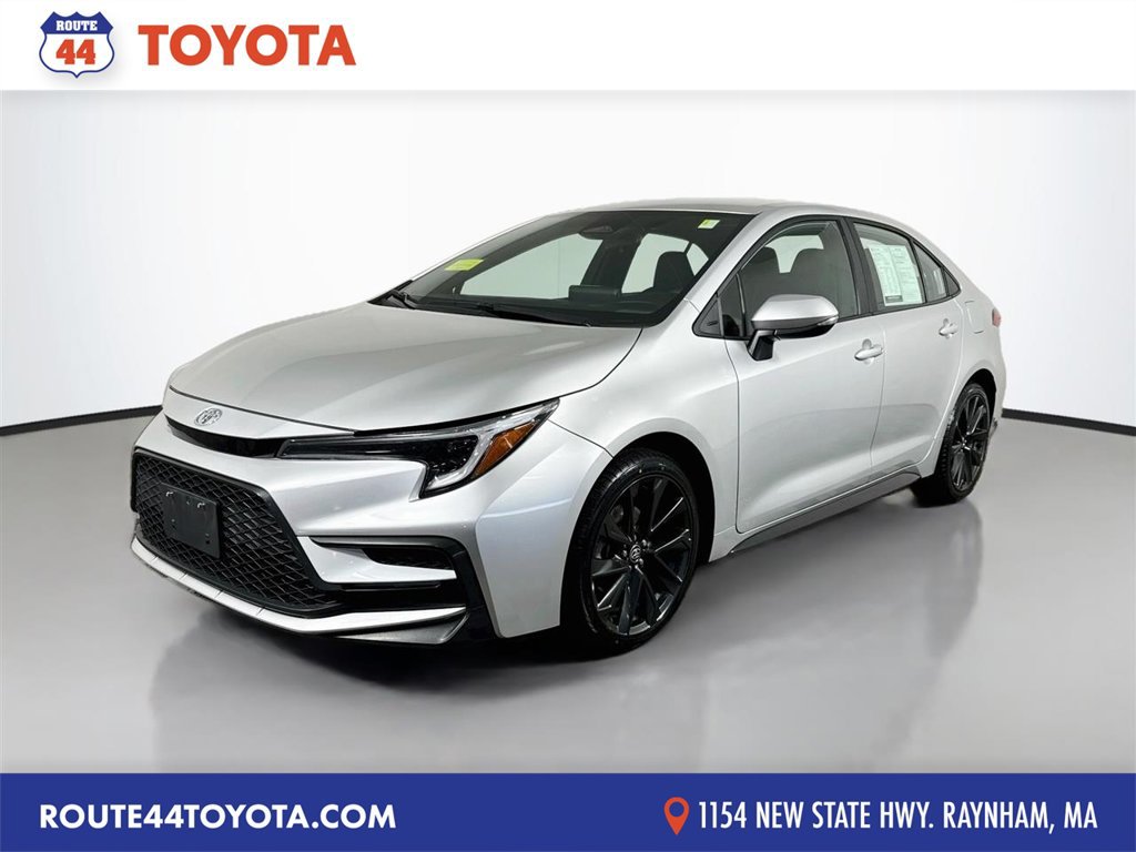 Used 2024 Toyota Corolla SE FWD image 1