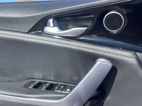 Used 2019 Kia Stinger image 19