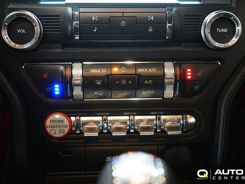 Used 2017 Ford Mustang GT Premium w/ Equipment Group 401A image 24