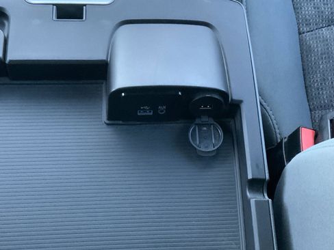 Used 2017 RAM 1500 Big Horn image 48