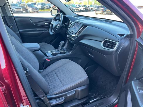 Used 2023 Chevrolet Equinox LT FWD image 9