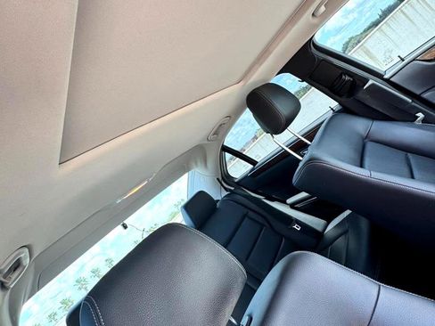 Used 2014 Mercedes-Benz E 350 E350 Sedan image 21