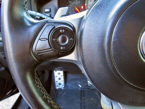 Used 2020 Toyota 86 RWD image 22
