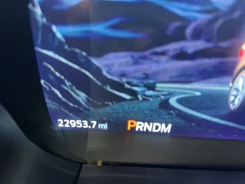 Used 2025 Ford Explorer ST image 9