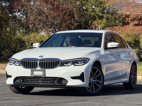 Used 2019 BMW 330i xDrive Sedan w/ Convenience Package image 1