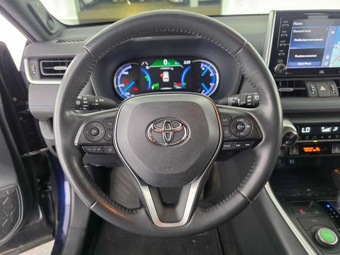 Used 2019 Toyota RAV4 XSE w/ XSE Weather Package AWD/4WD image 22
