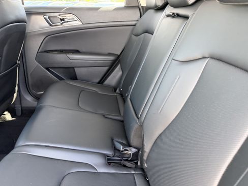 Certified 2023 Kia Sportage SX FWD image 18