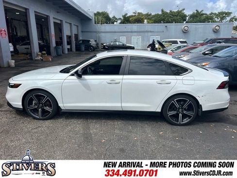 Used 2023 Honda Accord Sport image 8