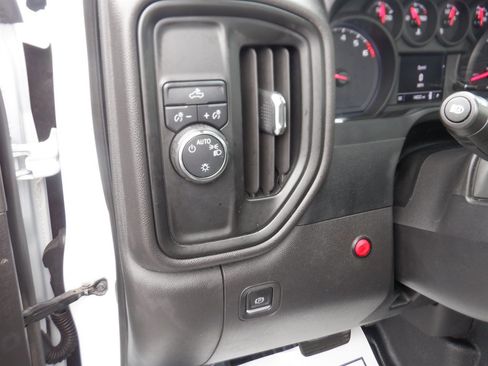 Used 2023 Chevrolet Silverado 1500 W/T w/ Trailering Package RWD image 12