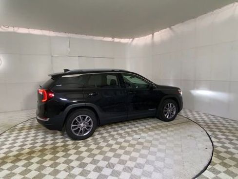 Used 2023 GMC Terrain SLT FWD image 8