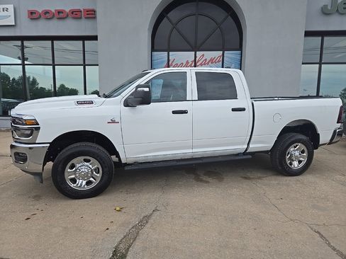 Used 2025 RAM 2500 Tradesman image 4