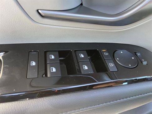 New 2026 Hyundai Tucson Limited image 23