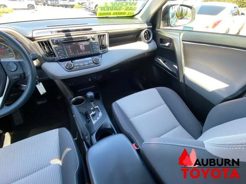 Used 2014 Toyota RAV4 XLE AWD/4WD image 25