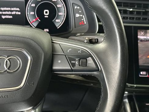 Used 2022 Audi Q7 2.0T Premium w/ Convenience Package AWD/4WD image 31