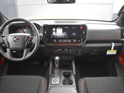New 2026 Nissan Frontier PRO-4X w/ Pro-4x Convenience Package image 9