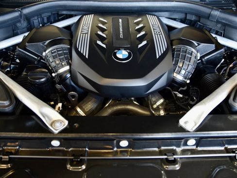 Used 2023 BMW X5 M50i w/ Executive Package AWD/4WD image 31