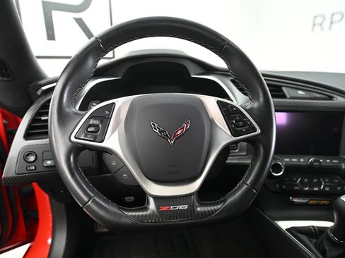 Used 2015 Chevrolet Corvette Z06 w/ 3LZ Preferred Equipment Group RWD image 20