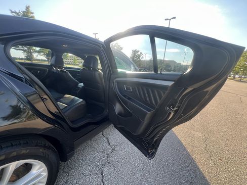 Used 2014 Ford Taurus SEL w/ Equipment Group 201A AWD/4WD image 12