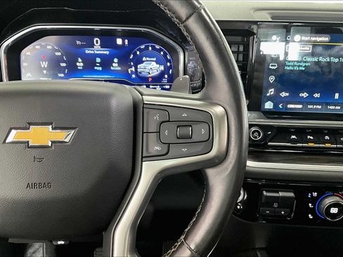 Used 2022 Chevrolet Silverado 1500 LTZ w/ LTZ Convenience Package II AWD/4WD image 21