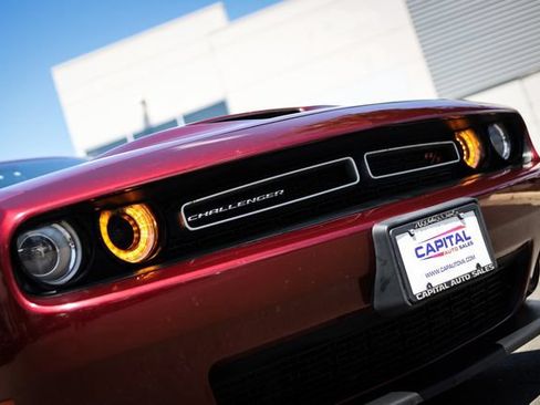 Used 2020 Dodge Challenger R/T RWD image 12