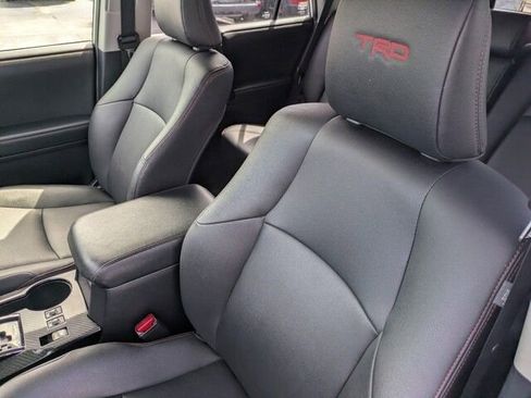 Used 2020 Toyota 4Runner TRD Off-Road Premium image 12