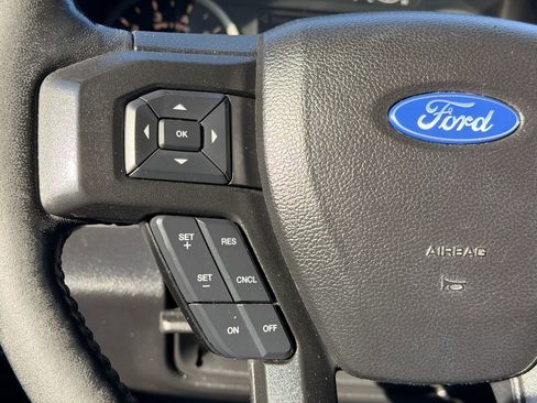 Used 2017 Ford F150 XLT w/ Equipment Group 302A Luxury image 19