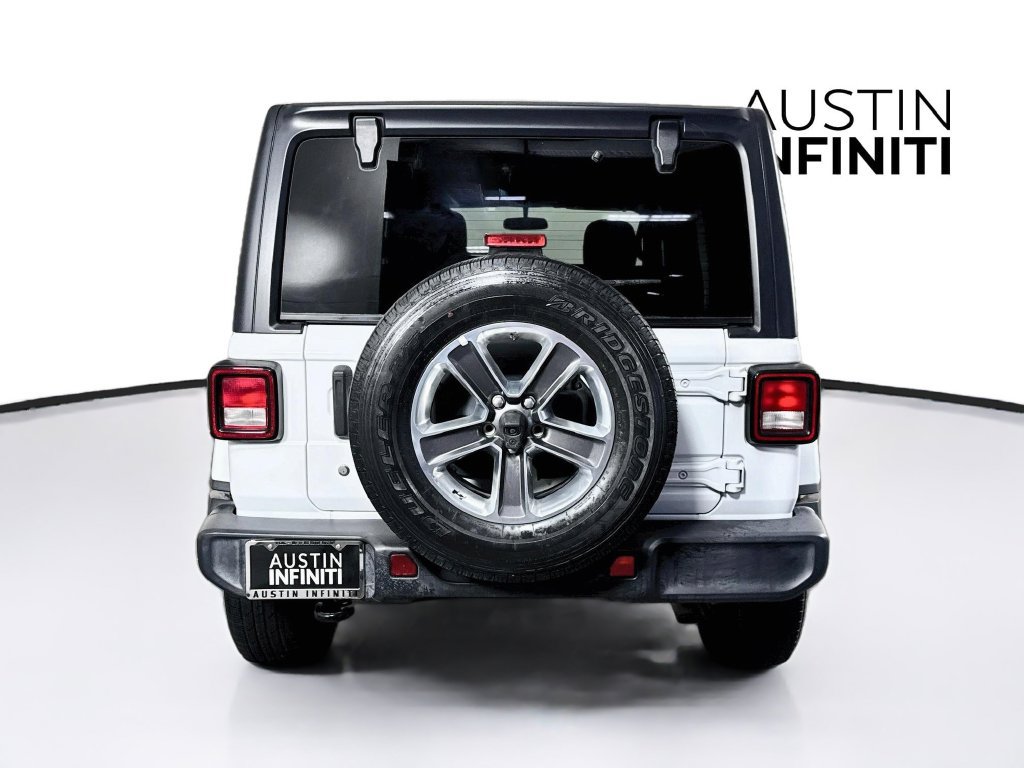 Used 2019 Jeep Wrangler Unlimited Sahara AWD/4WD image 7