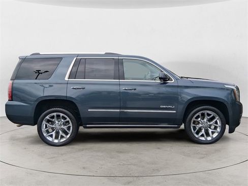 Used 2020 GMC Yukon Denali image 6
