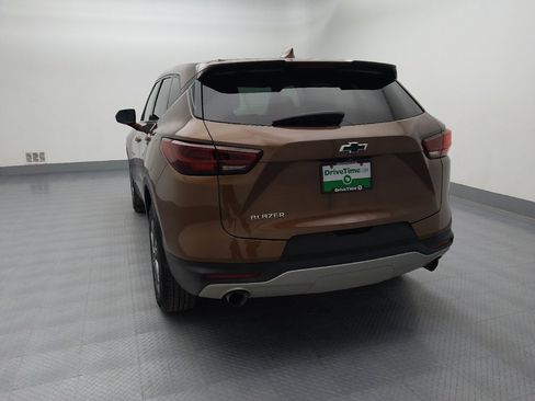 Used 2023 Chevrolet Blazer LT w/ Driver Confidence Package image 6