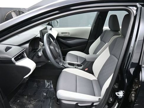 Used 2024 Toyota Corolla LE image 22