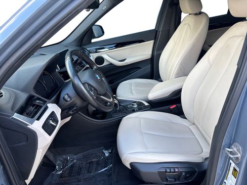 Used 2021 BMW X1 sDrive28i w/ Convenience Package image 9